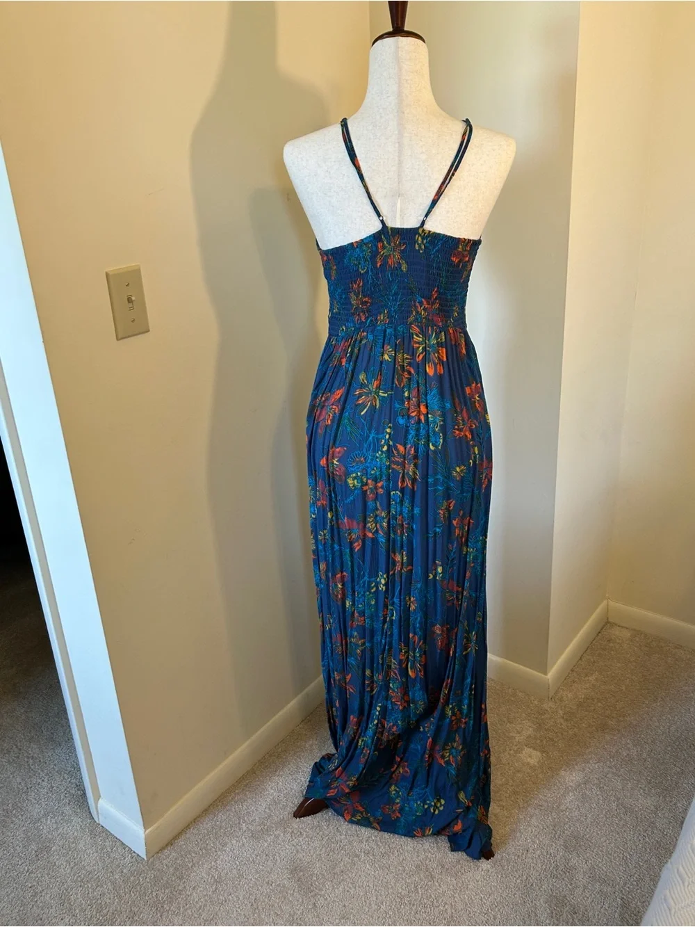 NWT FREE PEOPLE Floral Maxi Dress with Cutout Detail - Gorgeous!! 🦋